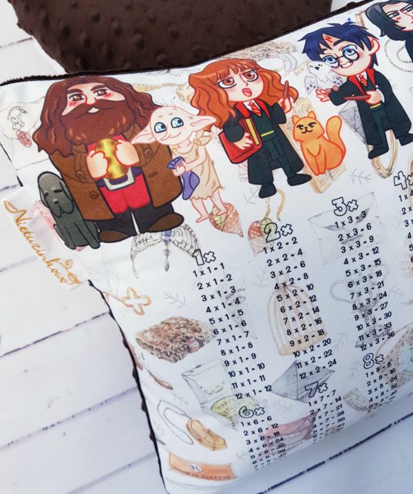 Poduszka z tabliczką mnożenia czarodziej Harry Potter